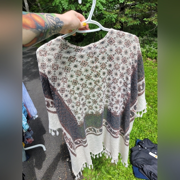 Cardigan - Picture 2 of 3